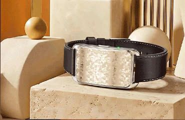 Say goodbye to customer complaints about cracked screens and the need for daily charging! The screen-free health tracker launches a game-changing disruption in the wearable device wholesale market.